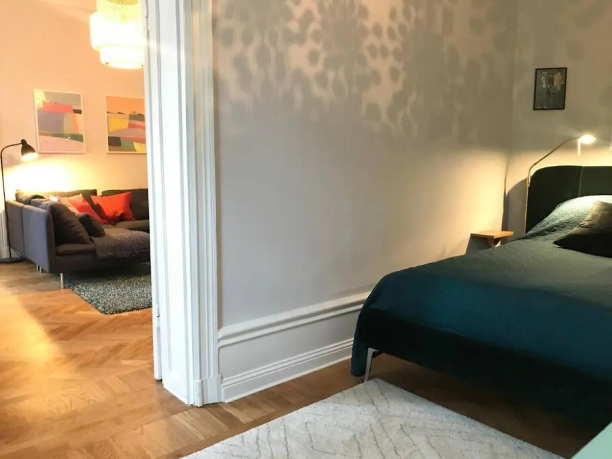 Artistic And Light 2 Room Apartment In Sofo 65Sqm Stokholm İsveç