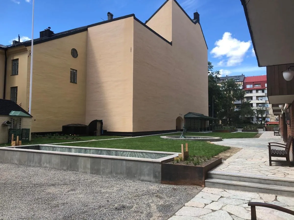 Artistic And Light 2 Room Apartment In Sofo 65Sqm Stokholm