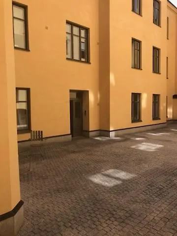 Artistic And Light 2 Room Apartment In Sofo 65Sqm Stokholm
